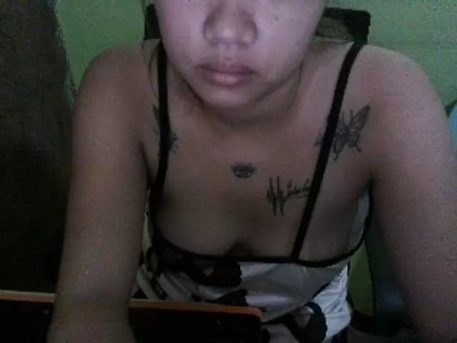 pinaysweet13 from BongaCams is Freechat