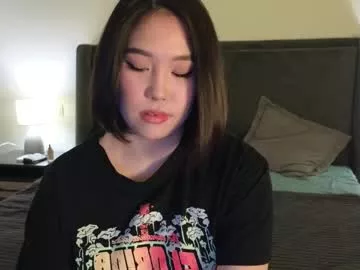 ki_mi model from Chaturbate